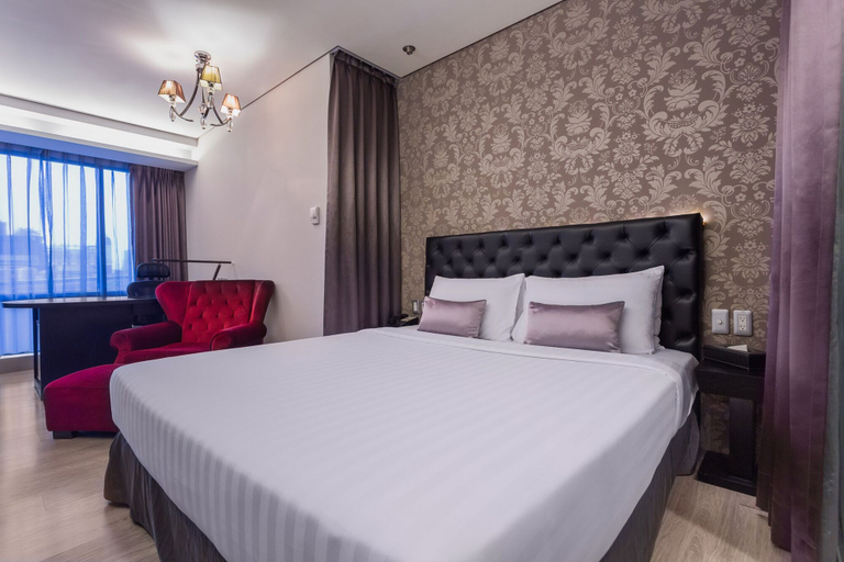 Bedroom 3, FX Hotel Taipei Nanjing East Road Branch, Taipei City