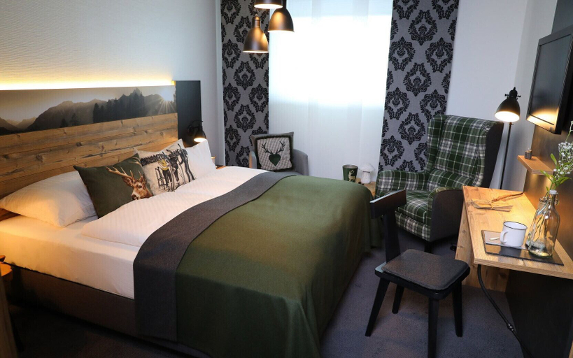 Bedroom 3, HomeHotel Salzberg, Berchtesgadener Land