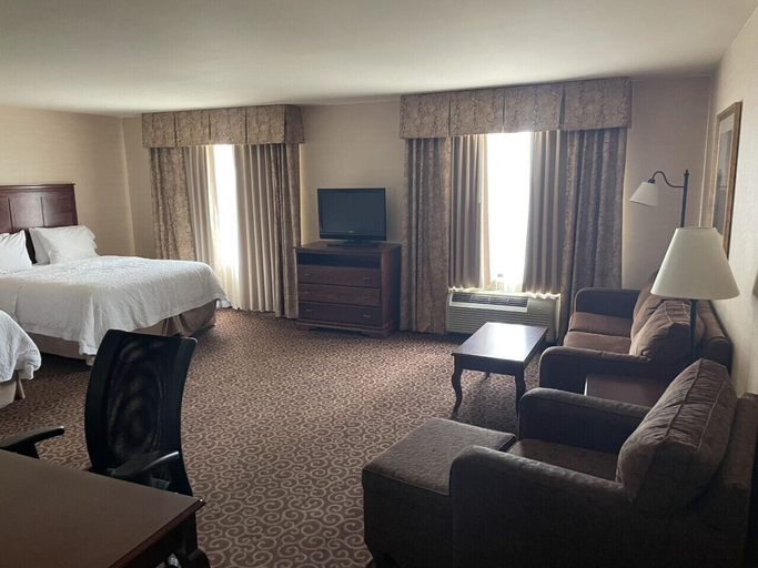 Bedroom 4, Hampton Inn Rawlins, Carbon