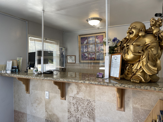 Others 5, The Palomar Inn, San Luis Obispo