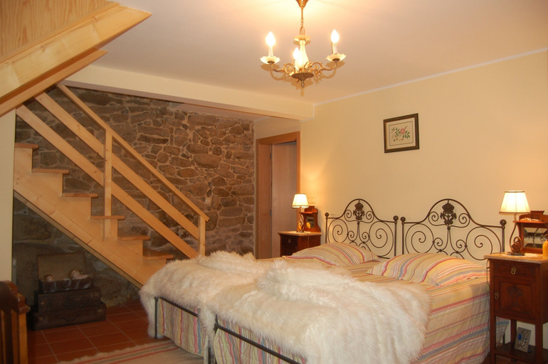 Bedroom 3, Outros Tempos Turismo De Aldeia, Armamar