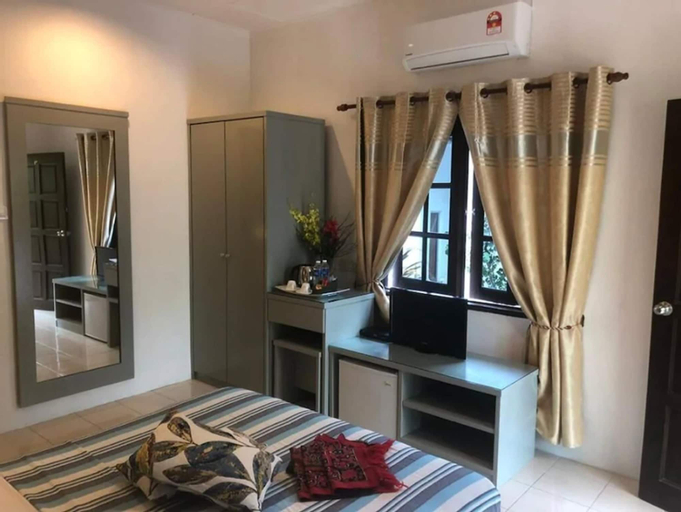 Bedroom 11