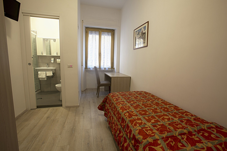Bedroom 4, Hotel Adriatic, Rome