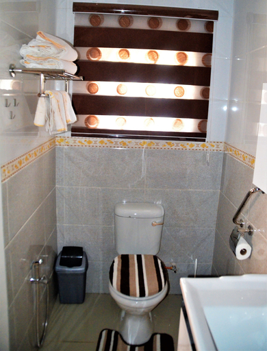 Bathroom 3, River Villas, Lilongwe City