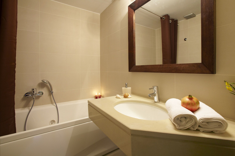 Bathroom, Ikia Luxury Homes Eco, Crete