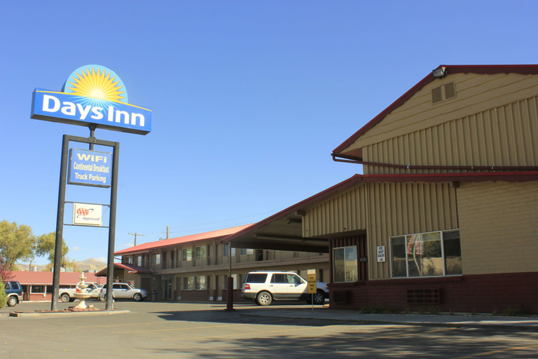 Exterior & Views 2, Days Inn by Wyndham Elko, Elko