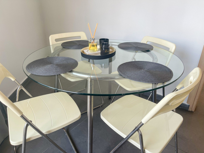 Others 4, High Speed Holiday Apartment, Larnaca