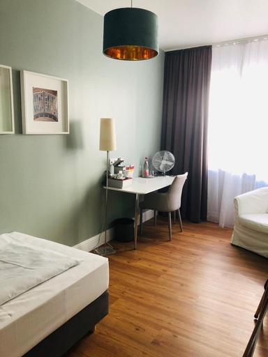 Bedroom 2, guestified. AYUNA Hotel, Düsseldorf