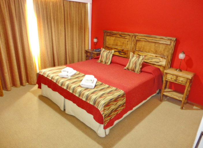 Bedroom 3, Aikendor Hotel Panorámico, Lago Argentino