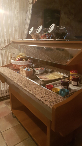 Food & Drinks 5, Hostal Isabel, Girona