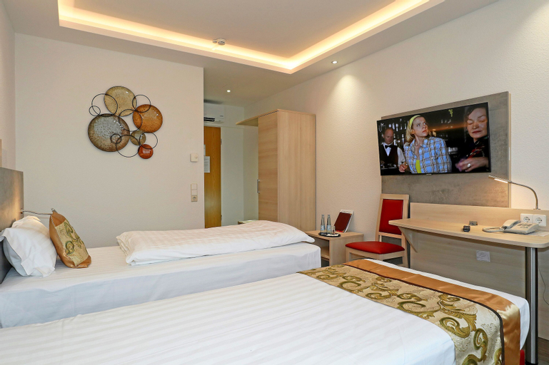 Bedroom 6