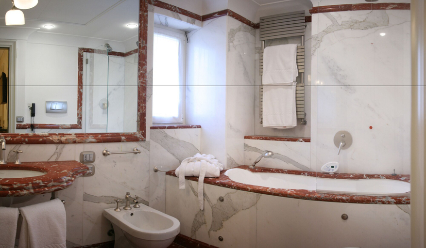 Bathroom 5, Hotel Villa Duse, Rome