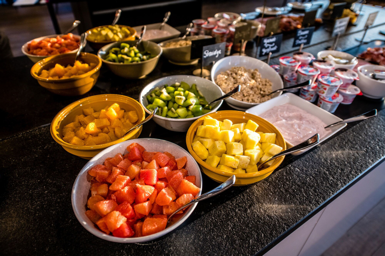 Food & Drinks 8