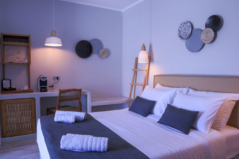 Bedroom 4, Glykeria Mini Suites, South Aegean