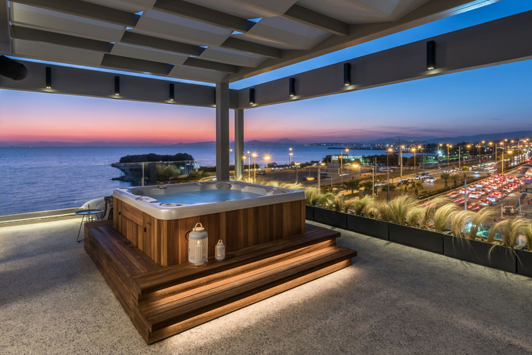 Food & Drinks, Urban Suites, Attica