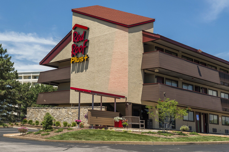 Red Roof Inn PLUS+ St Louis - Forest Park/ Hampton Ave , Saint Louis