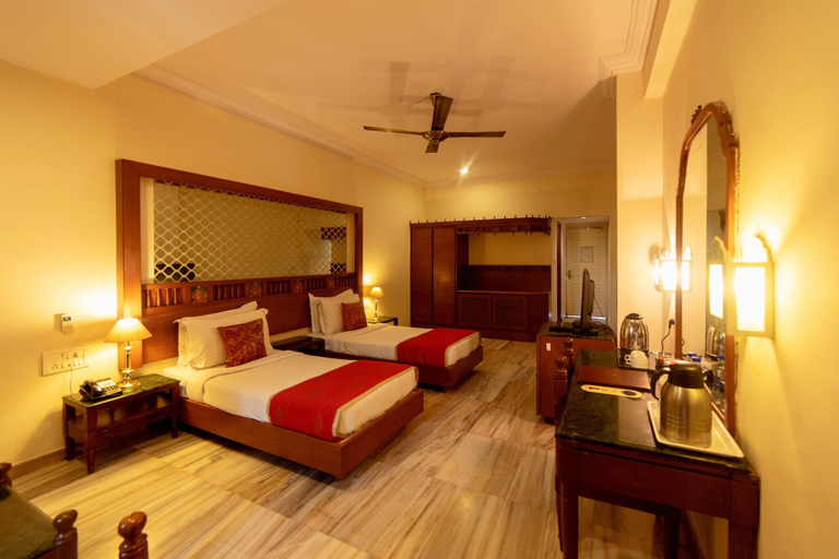 Bedroom 3, Hotel Hilltop Palace, Udaipur