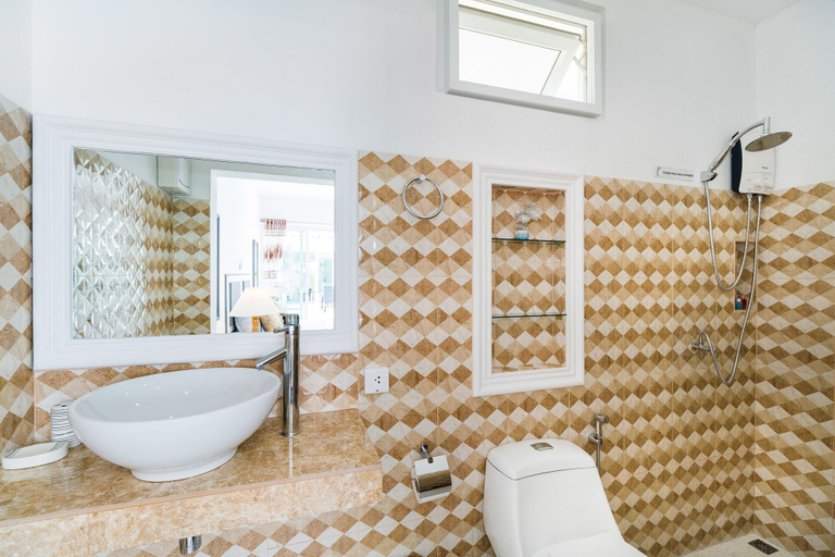 Bathroom, Wirason Villa 4 Bedrooms, Ko Samui