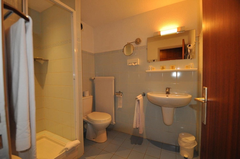 Bathroom 5, Relais de la Vallée, Doubs