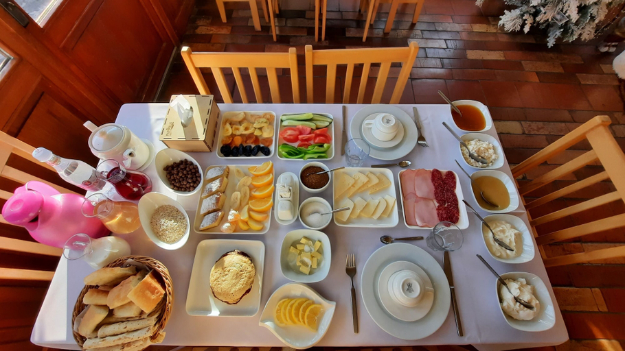 Food & Drinks 5, Hotel Mirhav