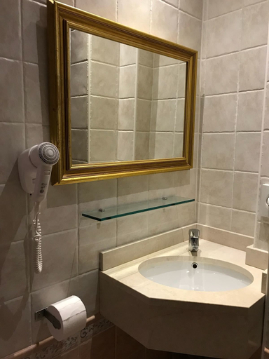 Bathroom 3, Hotel Negresco, Ravenna