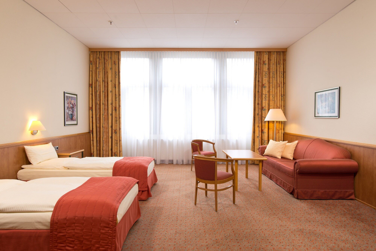 Bedroom 4, Hotel Steglitz International, Berlin