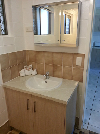 Bathroom 3, Clifton Sands Holiday Apartments, Cairns