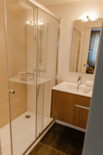 Bathroom 3, Residence Chateauneuf, Alpes-Maritimes