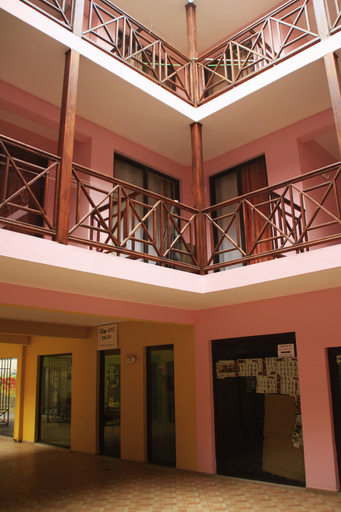 Exterior & Views 2, Patio Antigo Residence