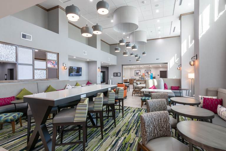 Food & Drinks 5, Hampton Inn & Suites Dallas East, Dallas