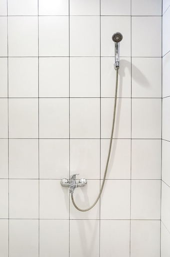 Bathroom 4, OYO 91316 Hh Guest House Makassar, Makassar