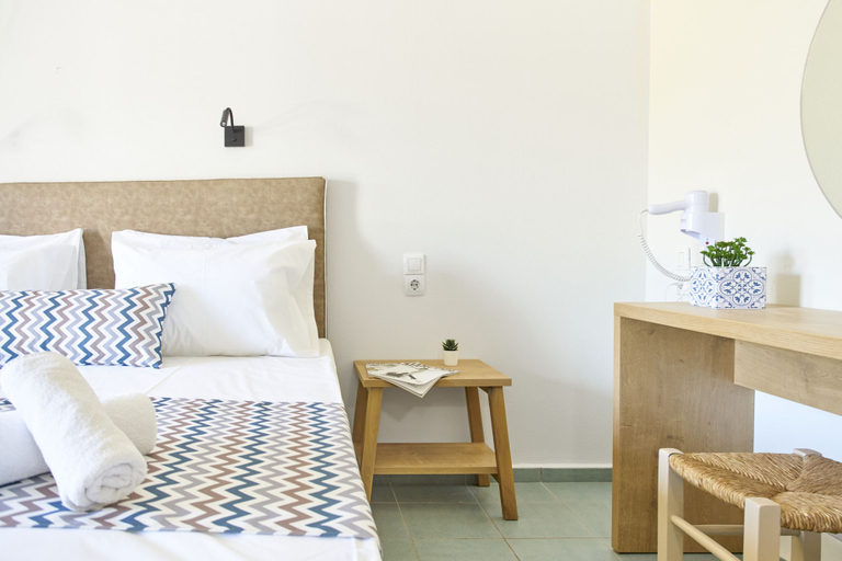 Bedroom 4, Maistrali Sea View Apartments, Crete