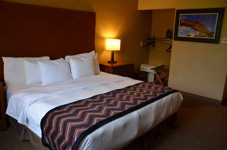 Bedroom 4, The Golden Hotel, an Ascend Collection Hotel, Jefferson