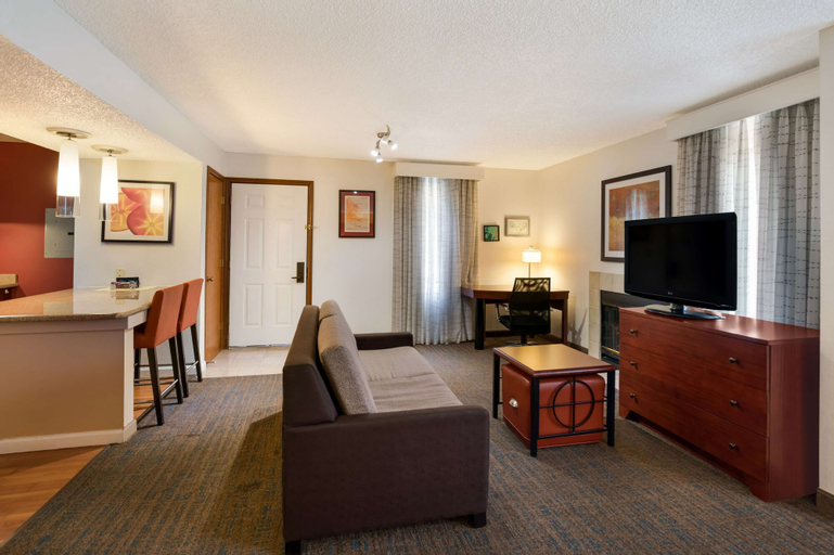 Bedroom 25