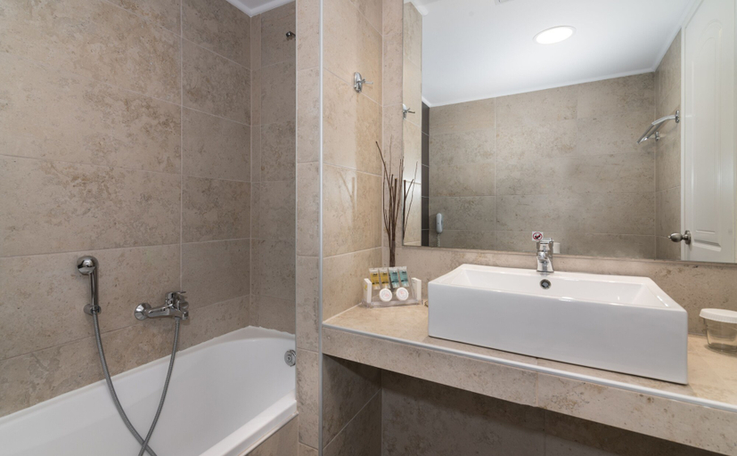 Bathroom 5, Varres Hotel, Ionian Islands