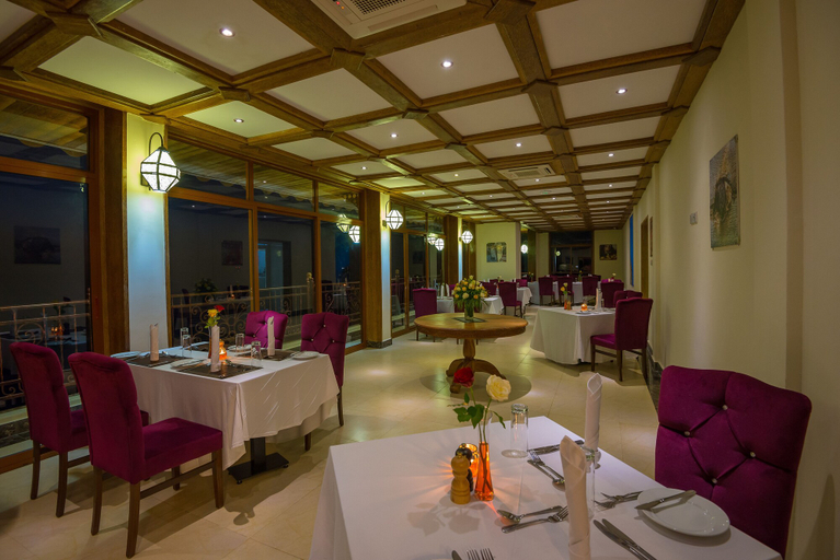 Food & Drinks 5, Golden Tulip Zanzibar Resort, Magharibi
