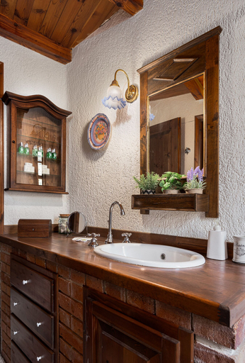 Bathroom 4, Arachova Wooden Chalet, Central Greece