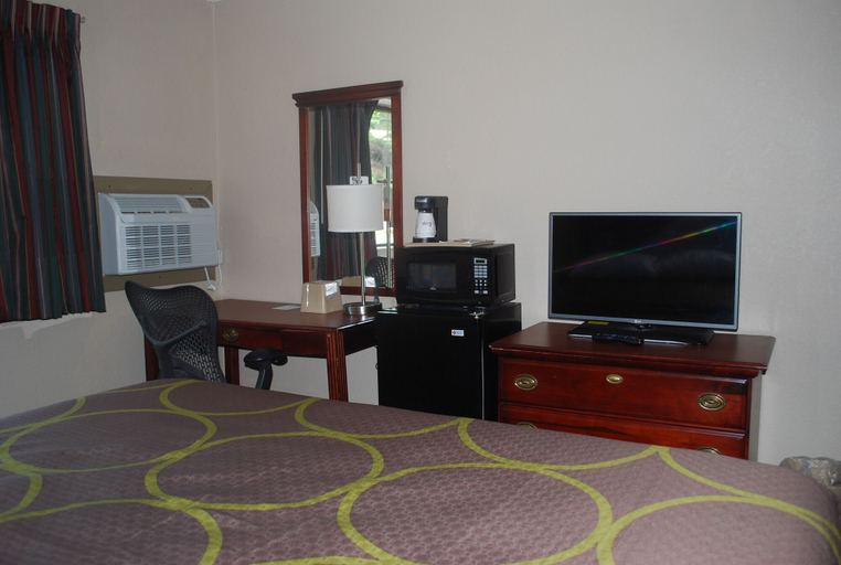 Others 5, Super 8 by Wyndham Warner Robins, Houston