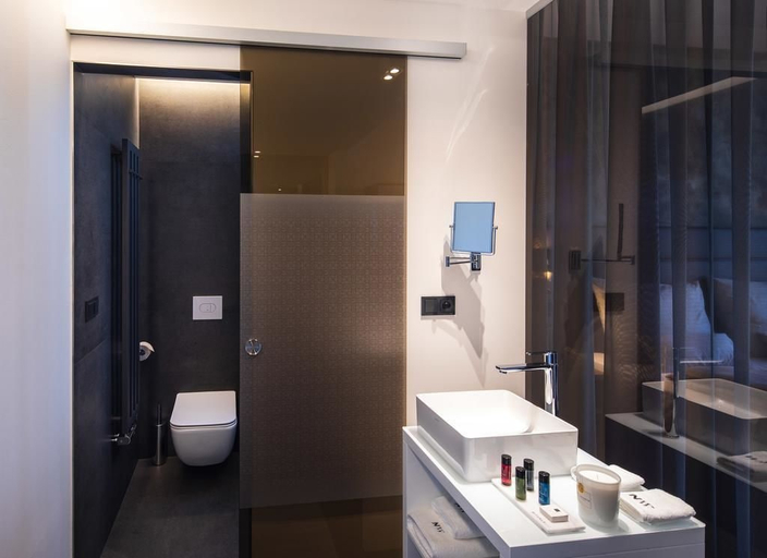 Bathroom 5, Nutrend World, Olomouc