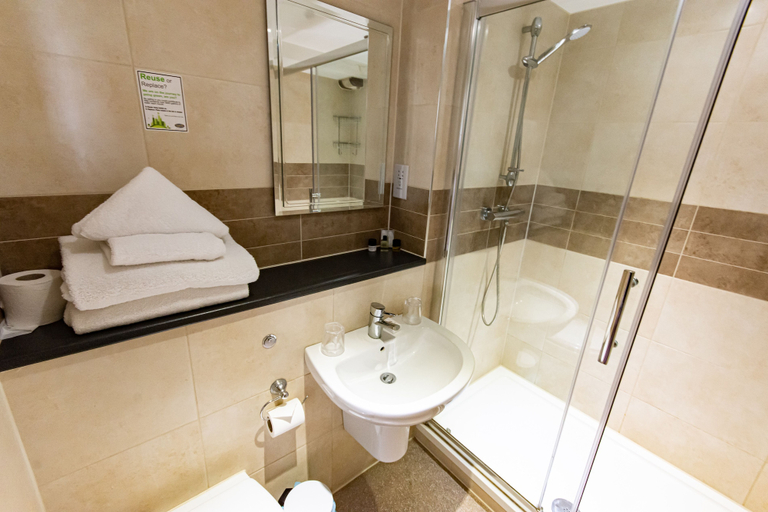 Bathroom 4, The Mill Hotel, Suffolk