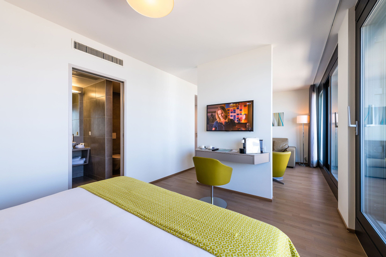 Bedroom 23