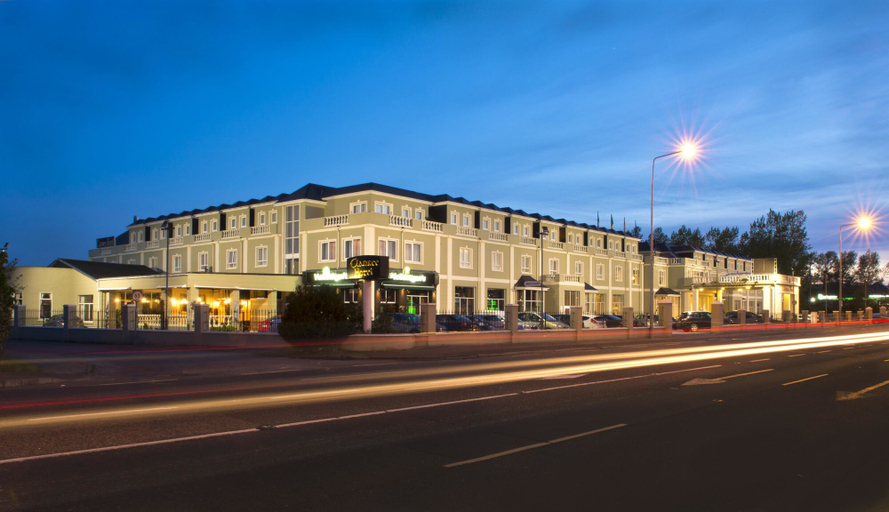 Exterior & Views 2, Clanree Hotel & Leisure Centre