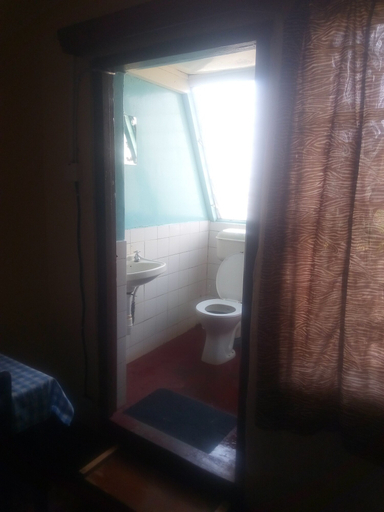 Bathroom 4, Transit Motel Chogoria, Maara