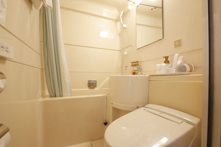 Bathroom 5, Shin Osaka Sunny Stone Hotel, Osaka