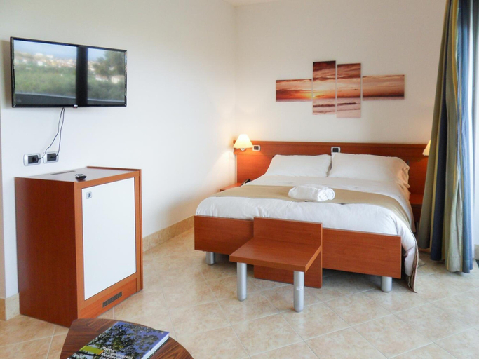 Bedroom 3, Park Hotel Mirabeau, Catanzaro