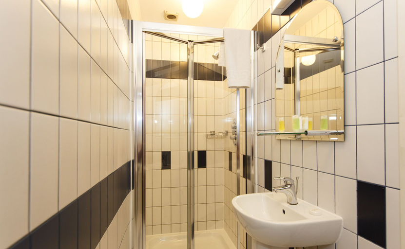 Bathroom 4, Regency House, London