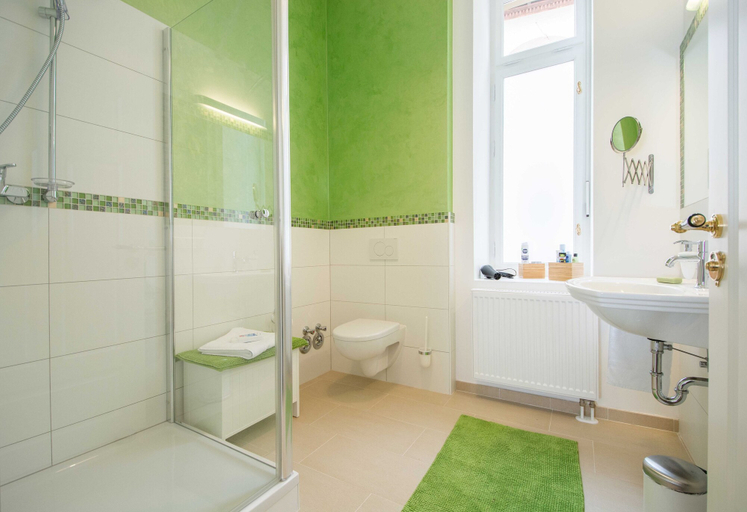 Bathroom 3, Boardinghouse Luise 5, Heidelberg