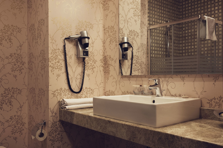 Bathroom 4, Suadiye Hotel, Maltepe