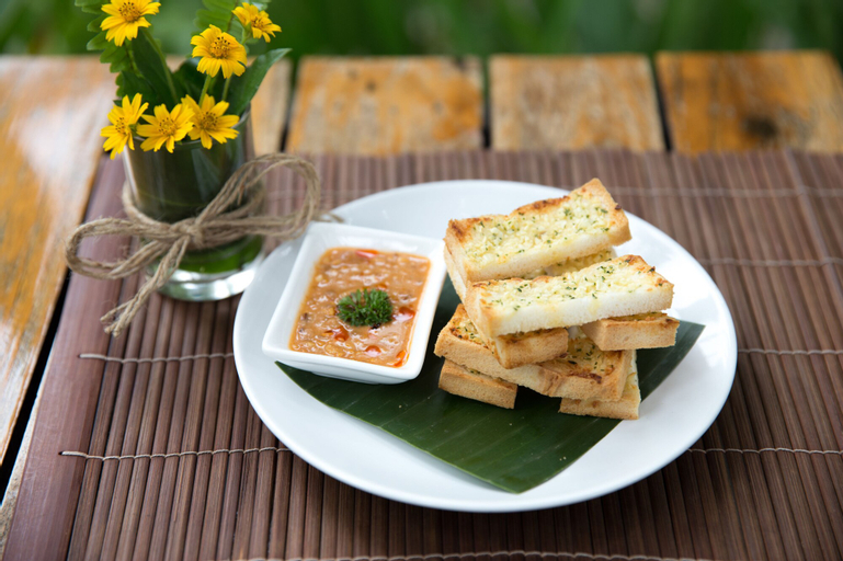 Food & Drinks 6