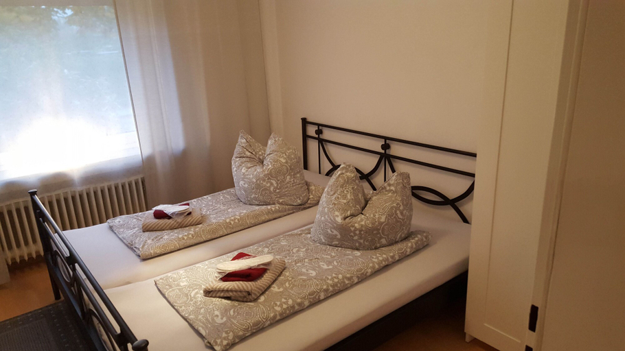 Bedroom 2, 4 Jahreszeiten, Schaumburg